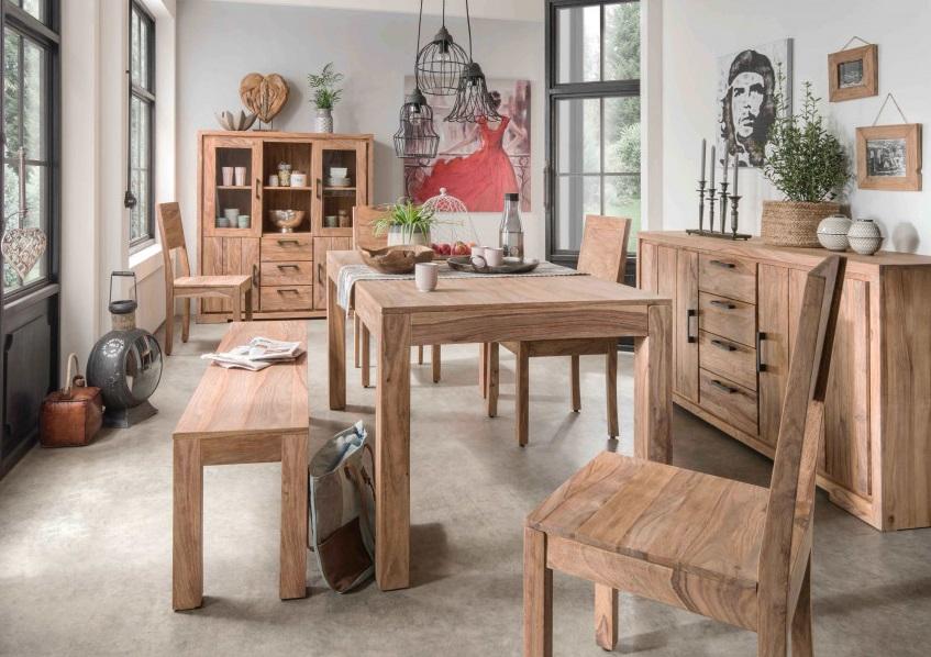 Luxusná rustikálna drevená jedáleň z masívu