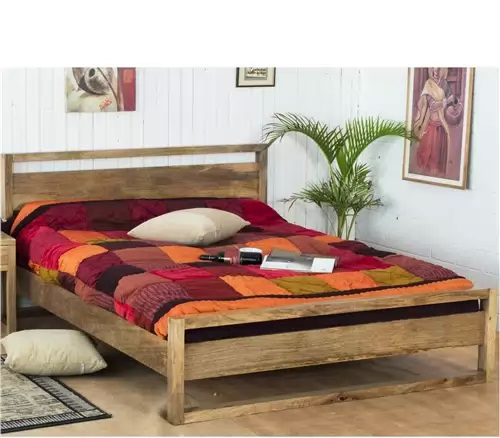 Do spálne sa najlepšie hodia kvalitné postele z masívu