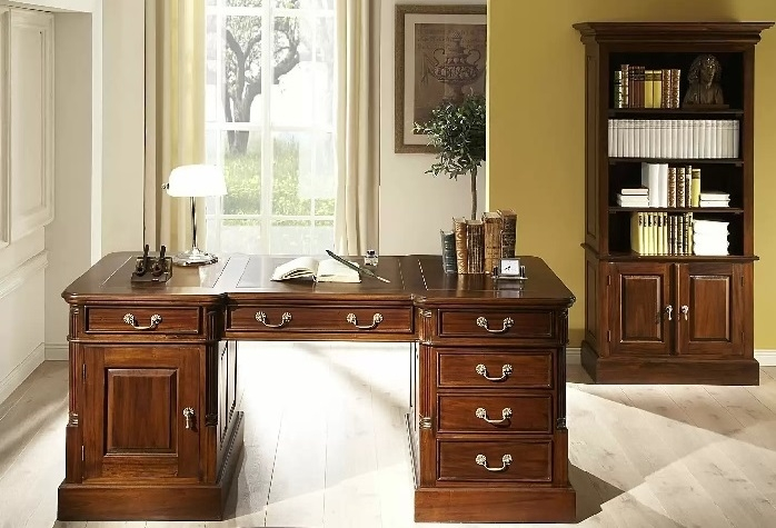 Zariaďte si luxusnú kanceláriu s nábytkom z masívneho dreva